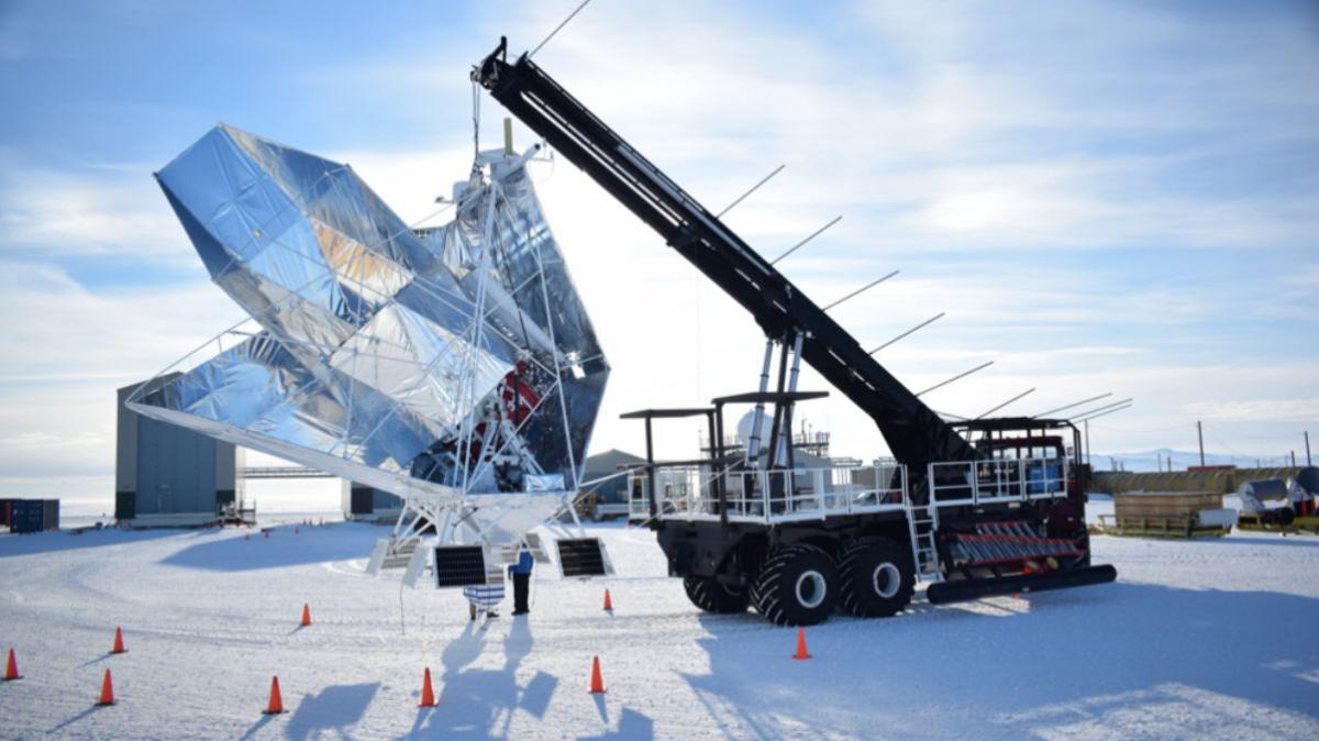 Picture of the telescope.